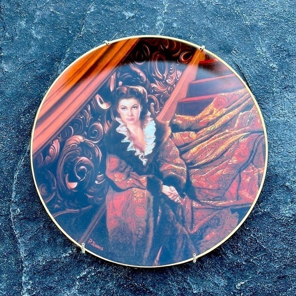 𝅺Gone with the Wind Scarlett O’Hara Collector’s Plate - Picture 2 of 4